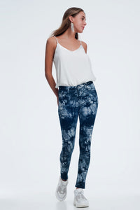 Calças slim de cor azul