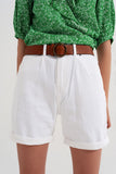 Calções de ganga estilo mom style em branco