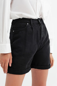 Calções de ganga estilo mom style em preto