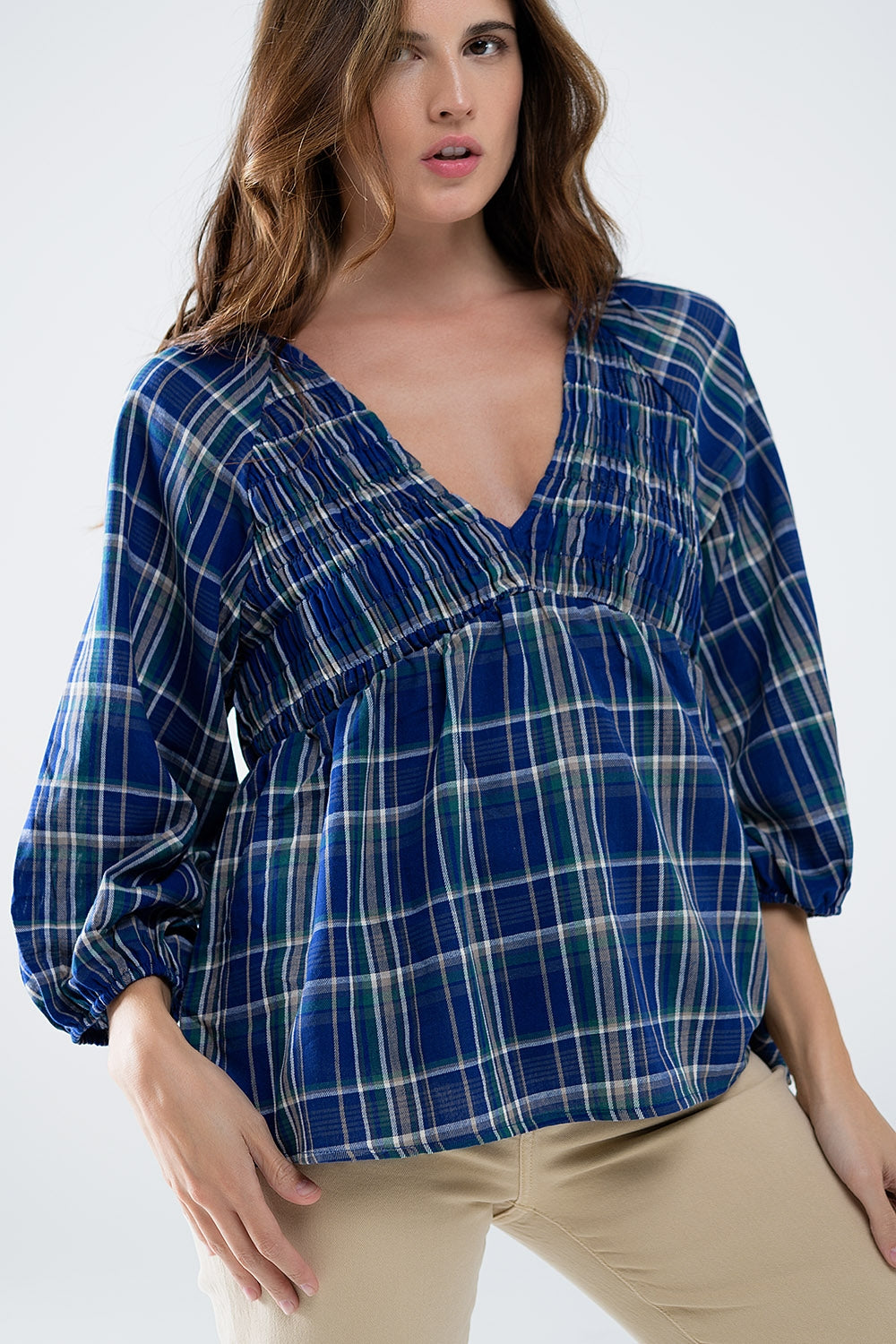 Q2 Camisa aos quadrados Babydoll em azul e verde