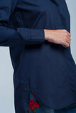 Camisa azul escuro