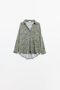 Camisa com estampado de zebra em verde
