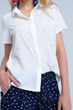 Camisa creme com bordado de coração
