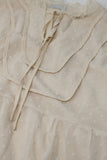 Camisa creme com delineado ruched e mangas compridas