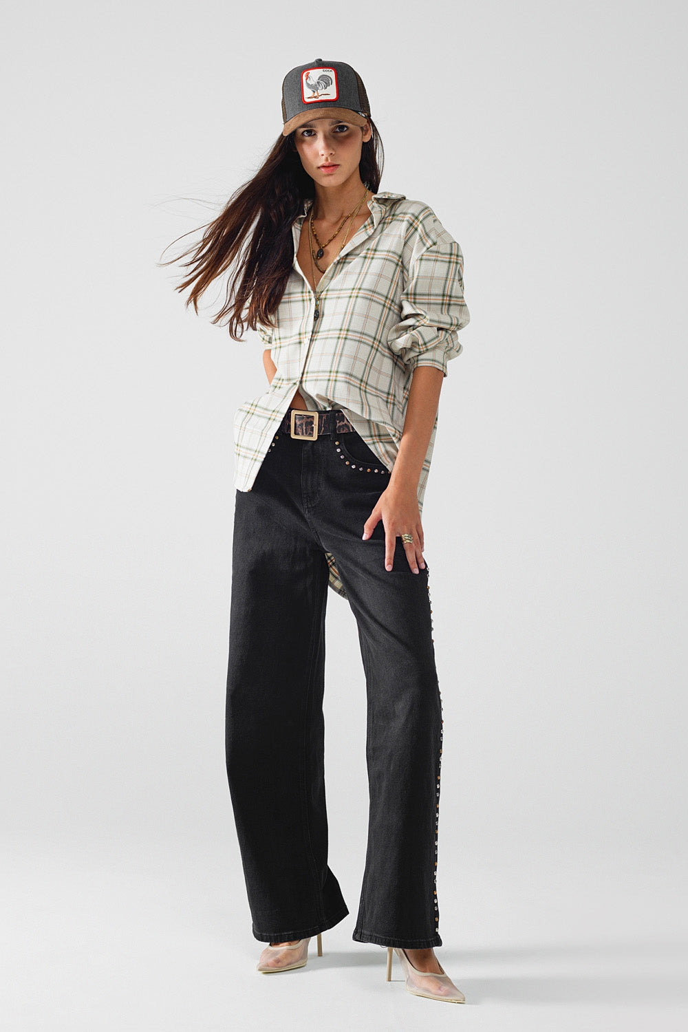 Camisa cuadros com abertura nas costas em bege