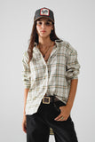 Camisa cuadros com abertura nas costas em bege