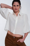 Camisa curta em branco com mangas insufláveis