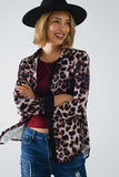 camisa de leopardo com pormenor em cetim preto