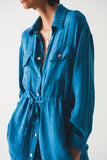 Camisa de manga comprida com cintura em azul