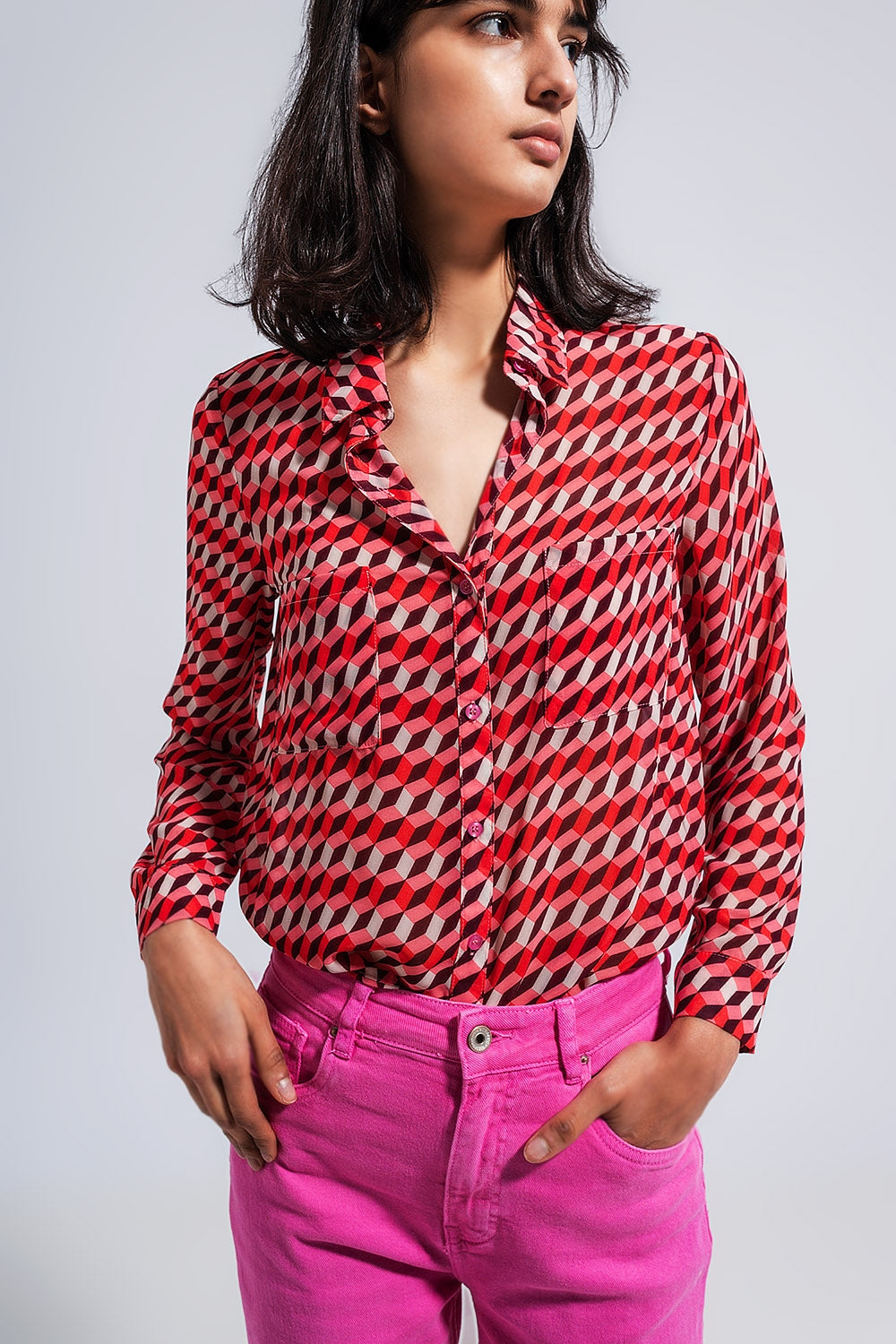 Q2 Camisa de manga comprida com impressão geométrica e colarinho de lapela