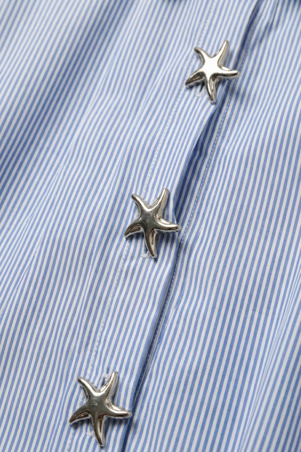 Camisa de Popeline Azul Listrada Oversized com Botões de Estrela-do-mar