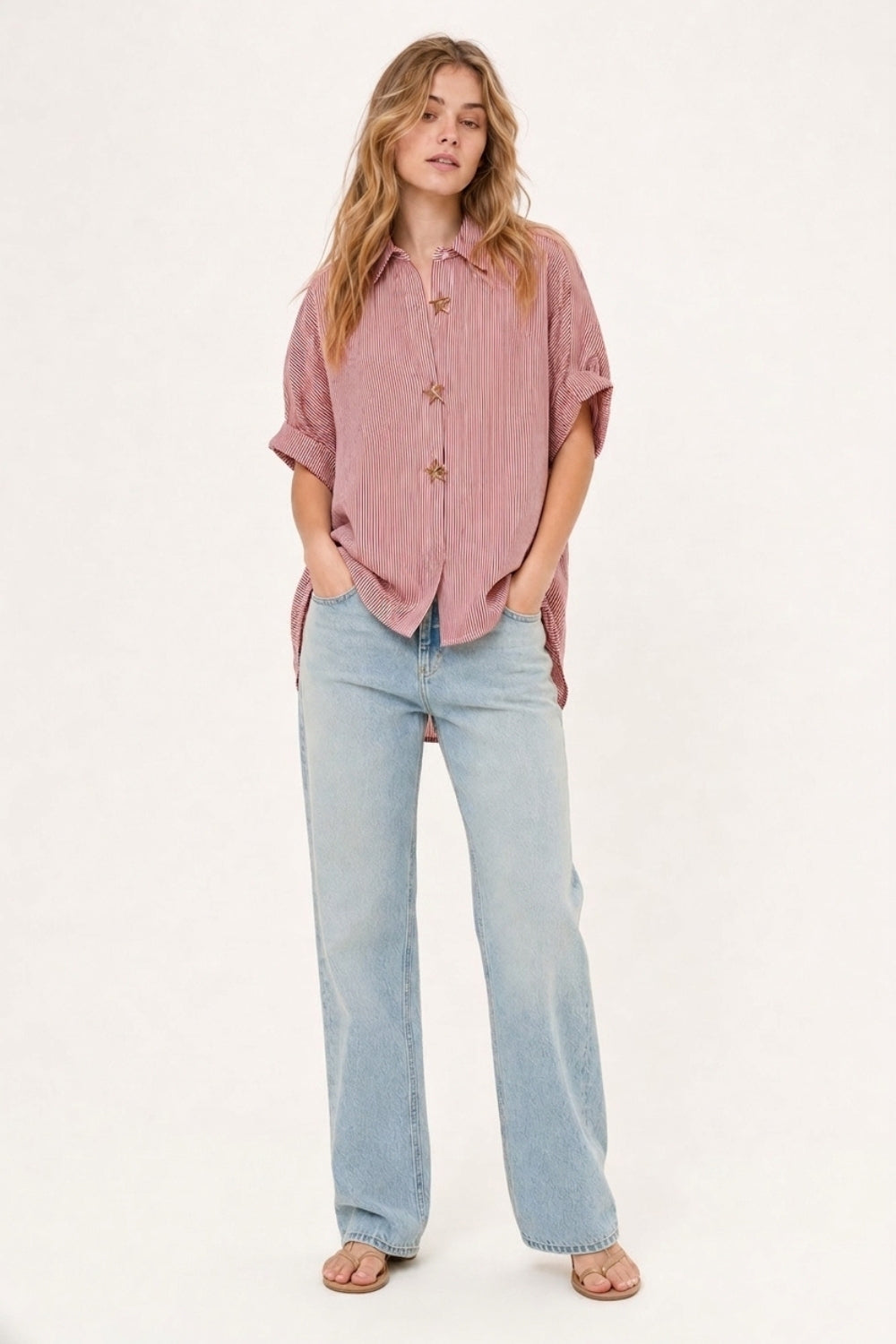 Q2 Camisa de Popeline Listrada Oversized Rosa com Botões de Estrela-do-mar