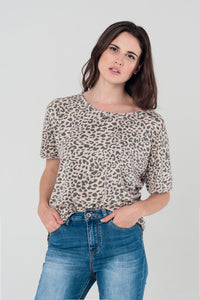 Q2 Camisa leopardo rosa com cordões nas costas