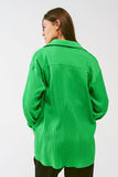 Camisa listrada folgada em verde
