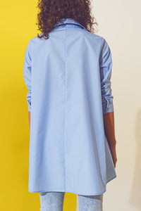 Camisa oversized azul claro