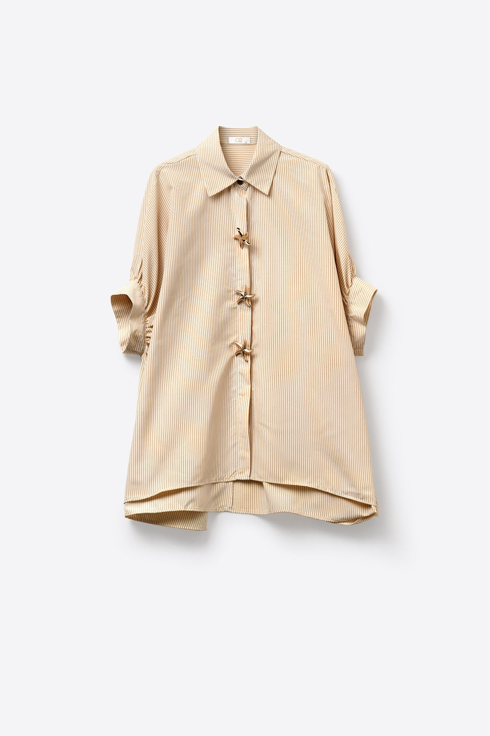 Camisa Oversized com Botão de Estrela Listrada em bege