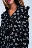 Camisa preta impressa floral