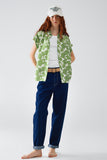 Q2 Camisa relaxada com estampado floral em verde