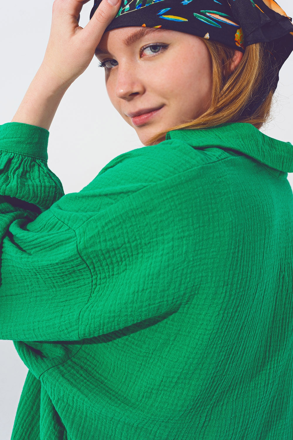 Camisa Solta Texturizada em Verde