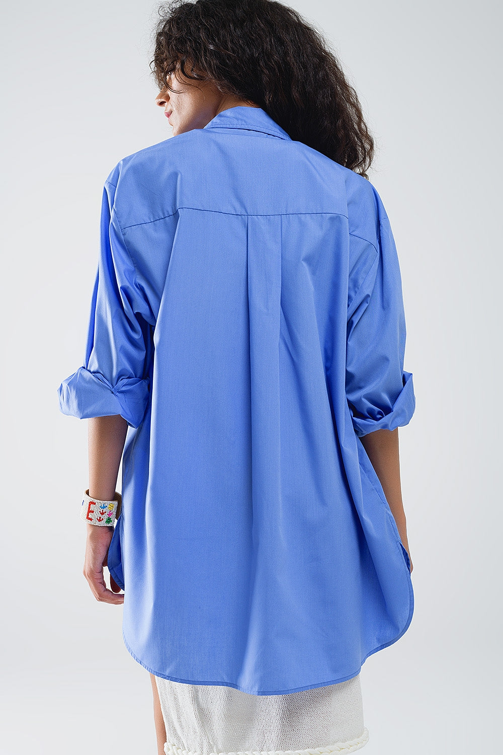 Camisa Super Oversized High Low em azul