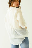 Camisa tencel semi-transparente com bolso no peito em branco