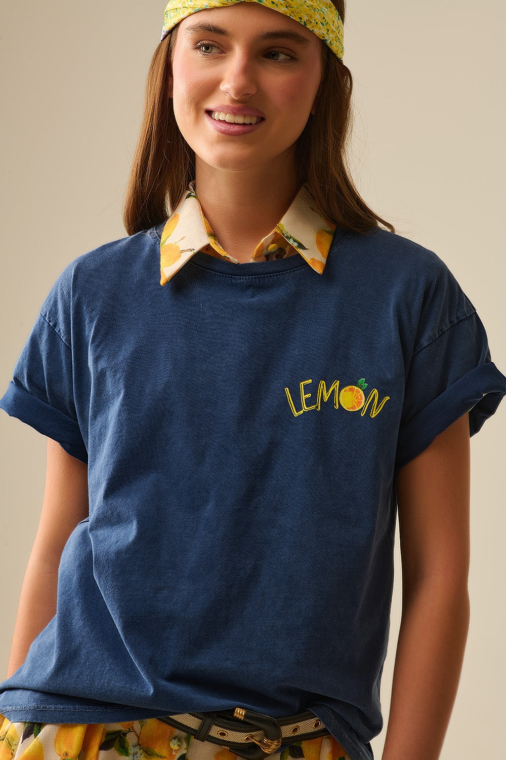 Camiseta azul-marinho Made in Italy com estampa de limão