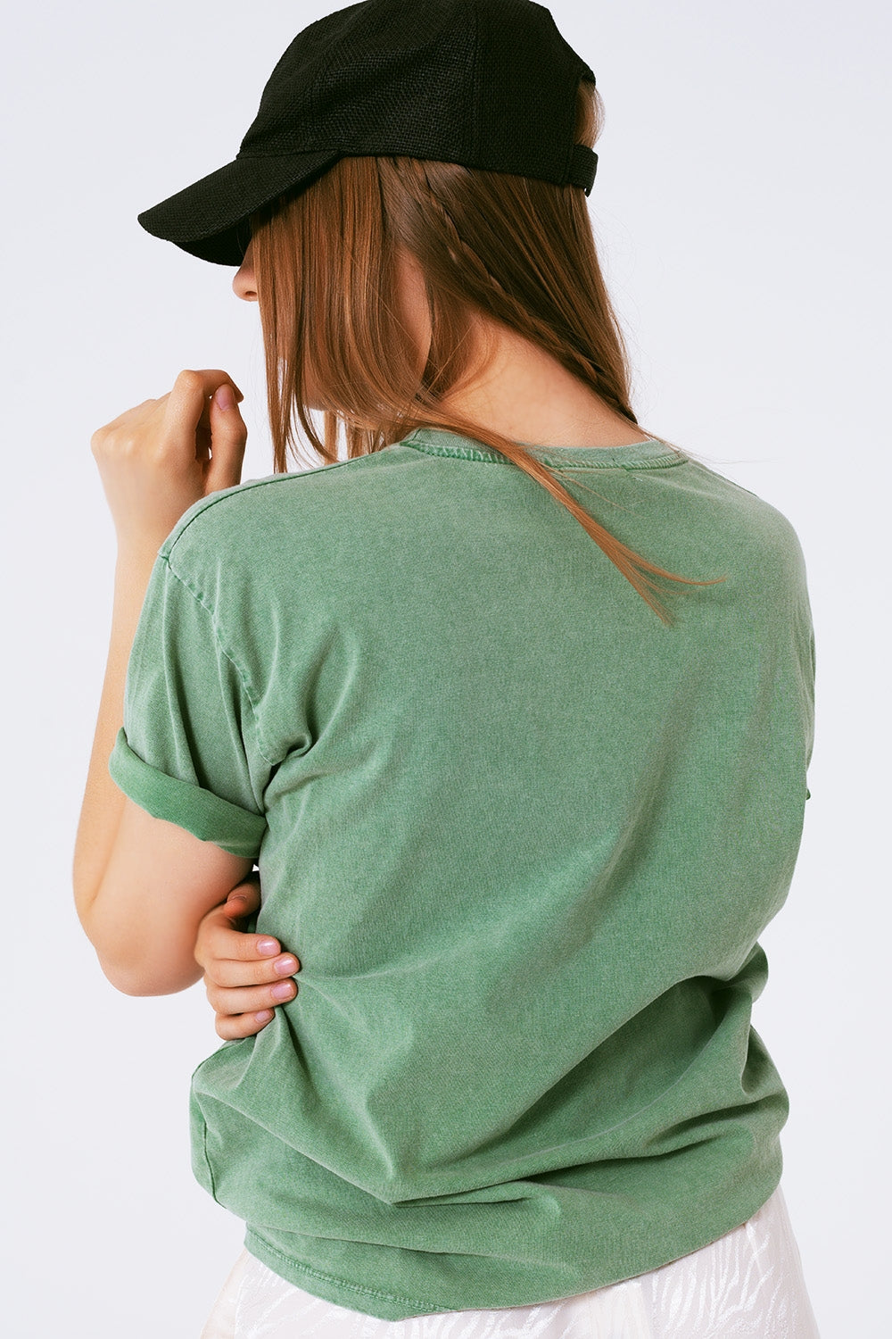 Camiseta com texto Bella em verde
