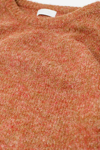 Camisola aconchegante com mangas bufantes em camelo