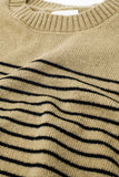 Camisola bege com riscas pretas e gola redonda