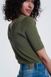 camisola cáqui com decote em ve mangas curtas