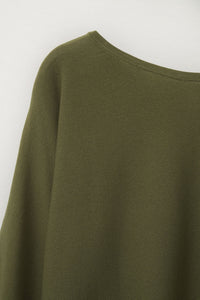 Camisola cáqui oversized com mangas na altura do cotovelo