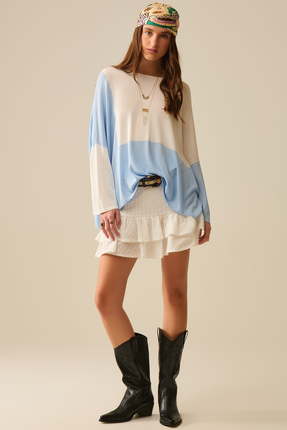 Camisola com asas de morcego em blocos de cores Branco e azul