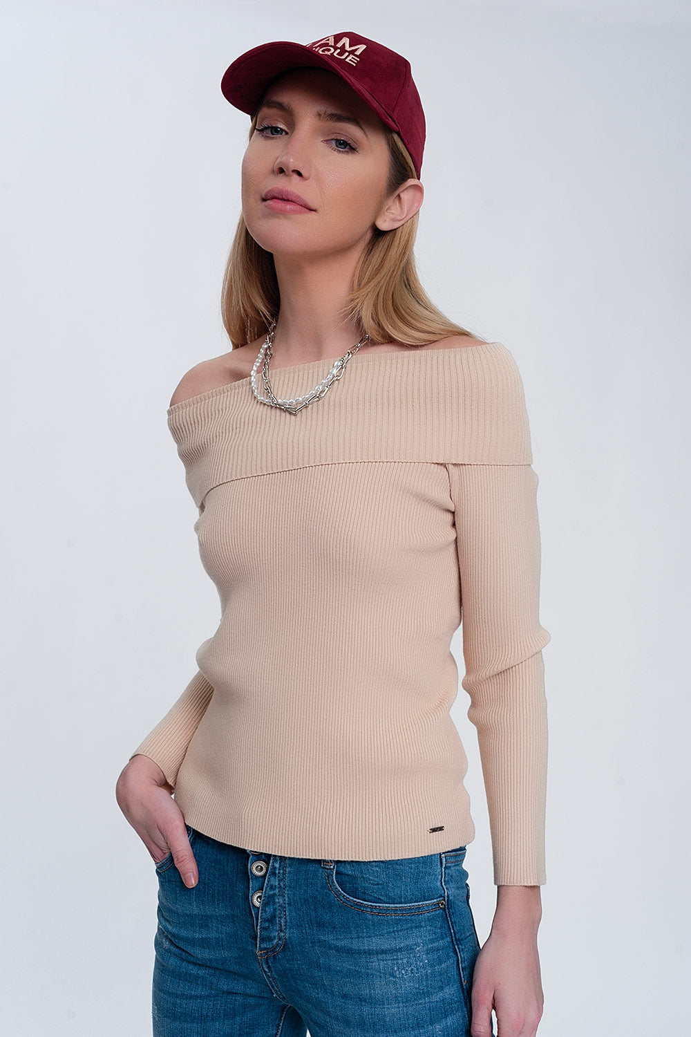 Q2 Camisola com decote Bardot de cor beige