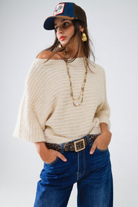 Camisola com decote em barco e nervuras grossas em creme