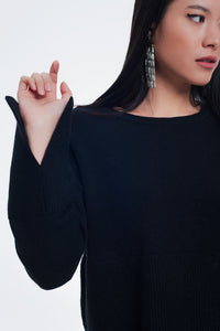 Camisola com detalhe de nervuras nas mangas cor preto