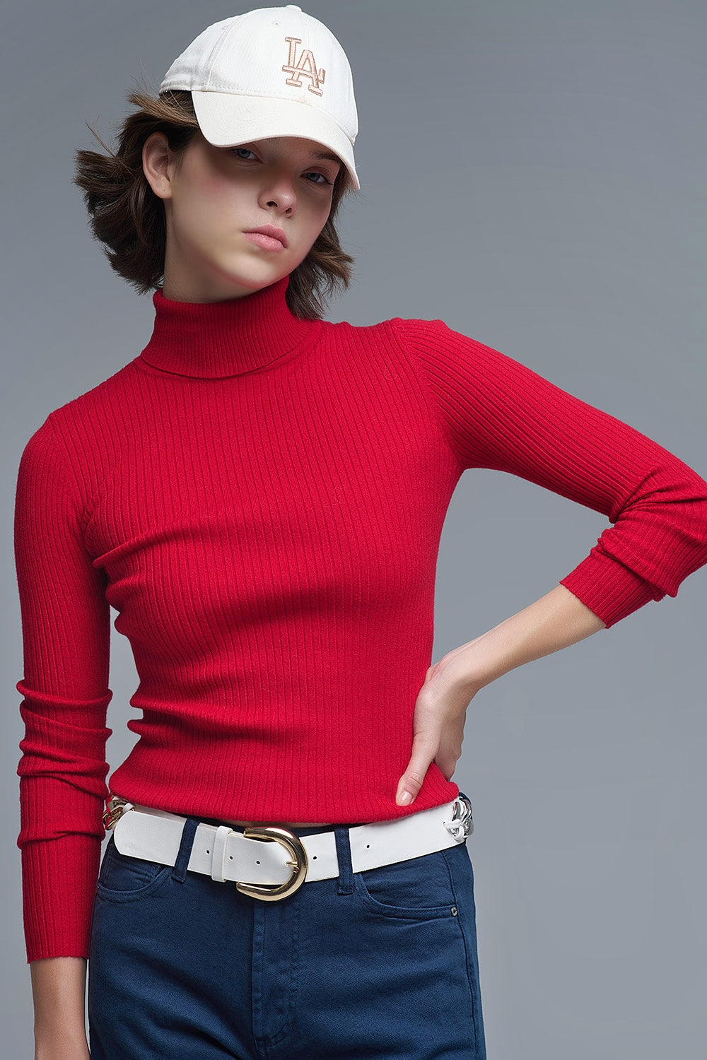 Q2 Camisola com nervuras de gola redonda enrolada em vermelho rubi