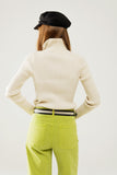 camisola com nervuras em creme e fecho de correr
