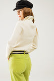 camisola com nervuras em creme e fecho de correr