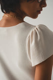 Camisola creme com decote quadrado e manga bufante