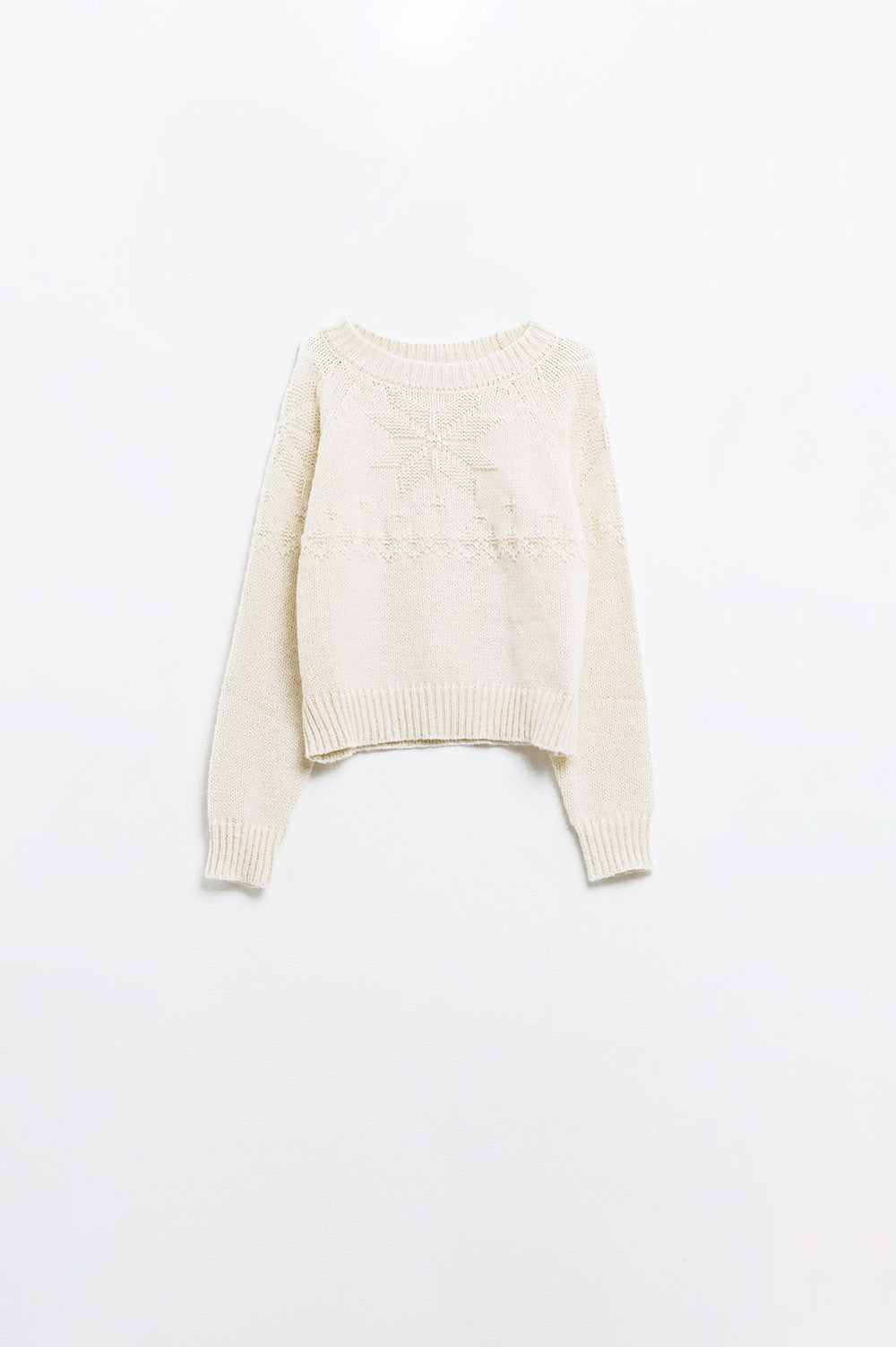 Q2 Camisola creme com pormenores natalícios