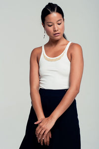 Q2 Camisola de alças branca canelada com detalhes de contas