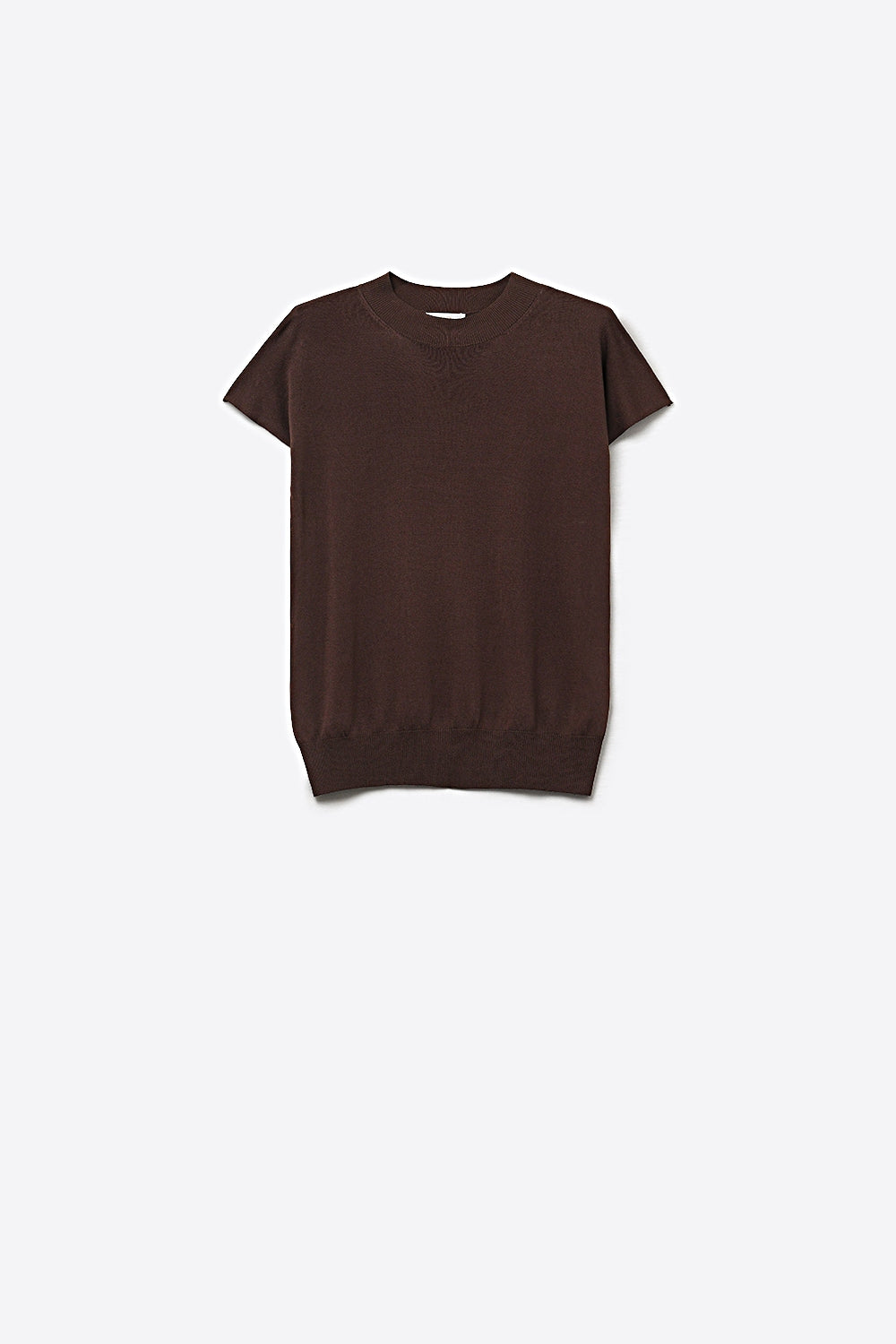 Q2 Camisola de gola alta castanha com mangas curtas ajustadas