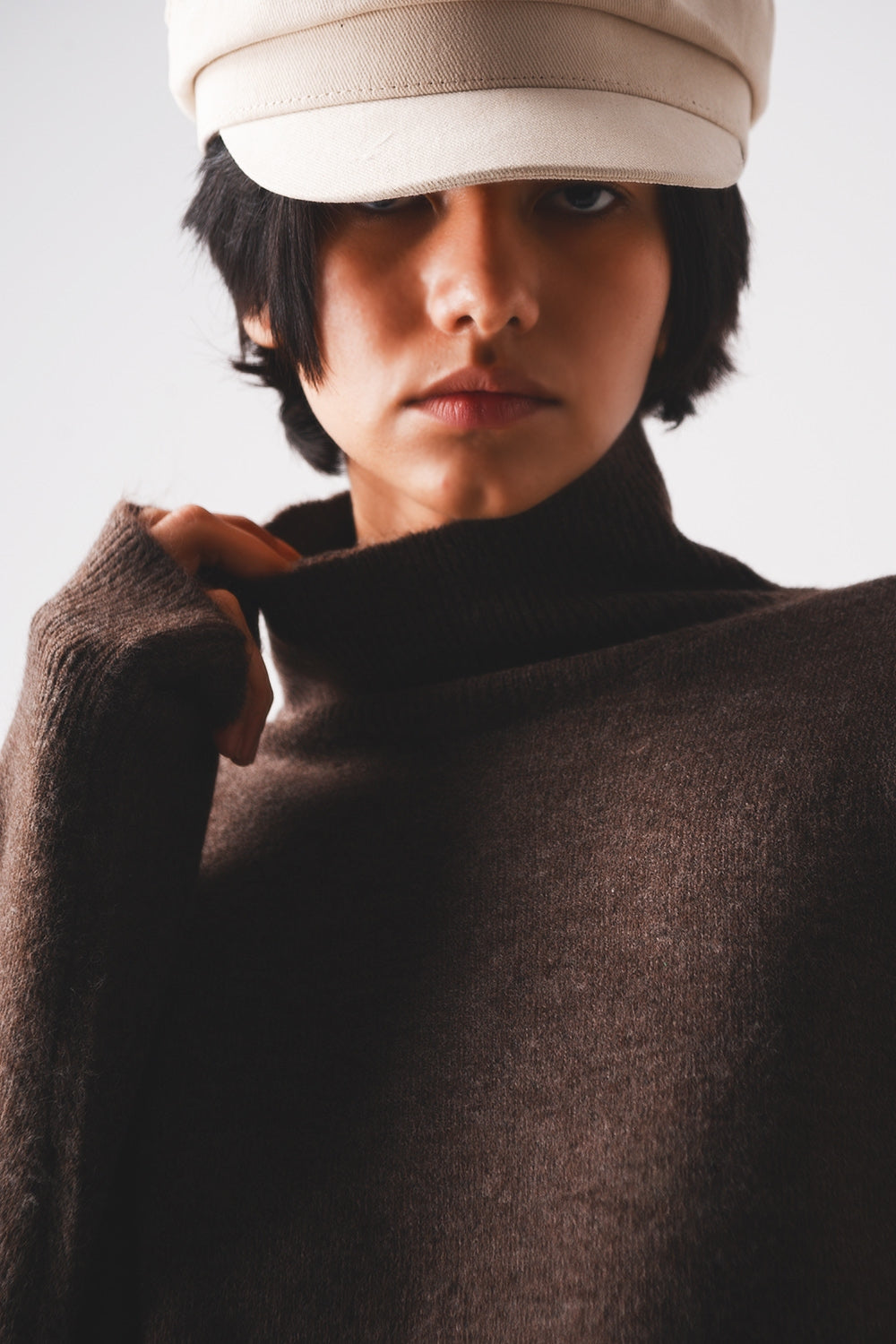 Camisola de gola alta castanho muito suave