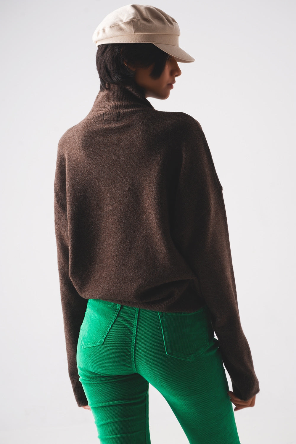 Camisola de gola alta castanho muito suave