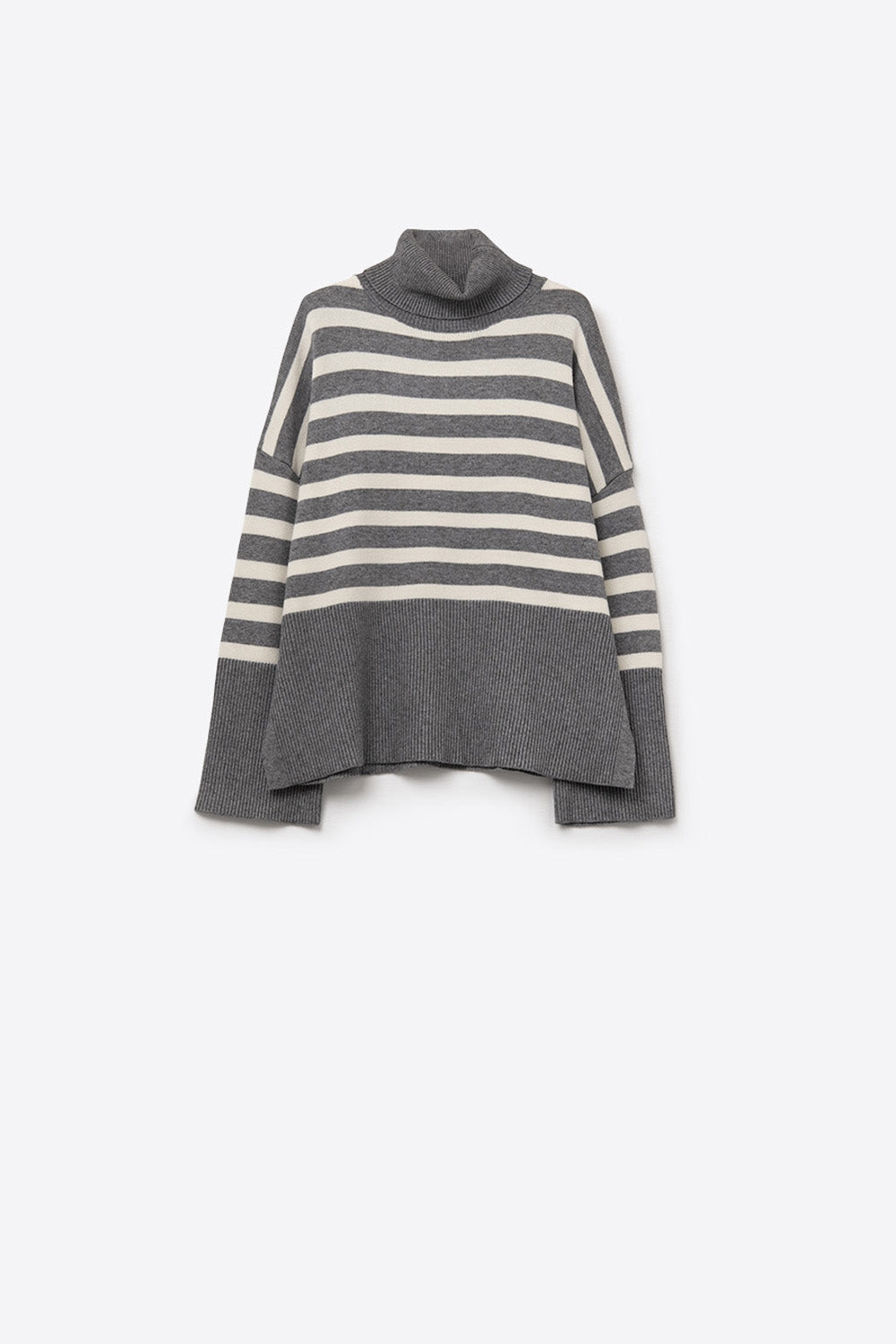 Q2 Camisola de gola alta cinzenta com riscas brancas e fendas laterais