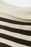 Camisola de gola alta com asas de morcego e riscas em creme e castanho