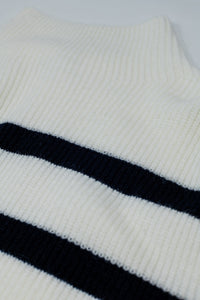 Camisola de malha canelada em creme com riscas azul-marinho