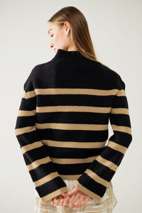 Camisola de malha canelada em preto com riscas camel