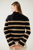 Camisola de malha canelada em preto com riscas camel