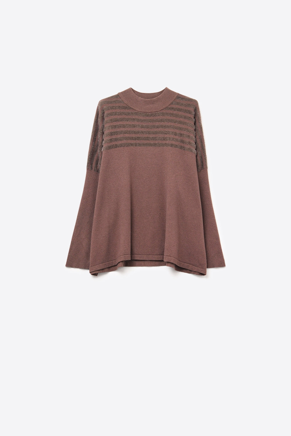 Q2 Camisola de malha castanha com pormenores de riscas felpudas